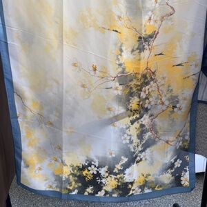 Beauty Gorgeous, Scarf, soft & satiny touch  NWT 36 x 72